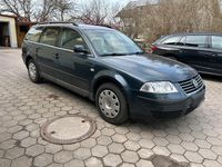Gebraucht VW Passat 102 PS (75 kW) 2001 Grau Kombi