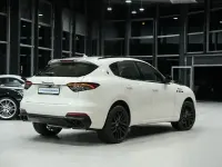 Gebraucht Maserati Levante 349 PS (256 kW) 2024 Weiss SUV