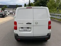 Gebraucht Opel Vivaro-e Combi Edition 102 PS (75 kW) 2023 Weiß Van / Kleinbus