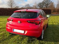 Gebraucht Opel Astra Innovation 136 PS (100 kW) 2016 Rot Limousine