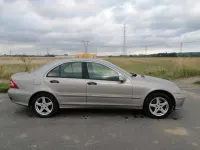 Gebraucht Mercedes C180 143 PS (105 kW) 2004 Gold Limousine