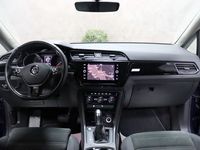 gebraucht VW Touran 1.6 TDI DSG NAVI CAM AHK PDC