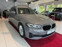Gebraucht BMW 520 Sport Line 190 PS (139 kW) 2020 Berninagrau bernsteineffekt metalli Kombi