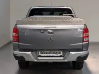 Gebraucht Mitsubishi L200 Top 181 PS (133 kW) 2016 Grau Pickup