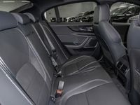 Gebraucht Jaguar XE R-Dynamic 204 PS (150 kW) 2023 Carpathian grey Limousine