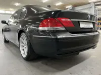 Gebraucht BMW 750 Sport Line 367 PS (269 kW) 2006 Schwarz Limousine