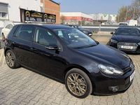 Gebraucht VW Golf VII Highline 122 PS (89 kW) 2012 Deep black perleffekt Kleinwagen