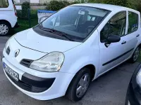 Używany Renault Modus Avantage 75 KM (55 kW) 2008 Biały Minivan