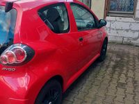 Gebraucht Toyota Aygo 68 PS (50 kW) 2013 Rot Kleinwagen