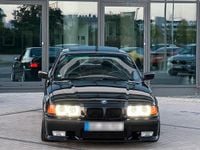 Second-hand BMW 328 193 CP (141 kW) 1995 Negru Coupe