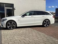 Gebraucht Mercedes C300e AMG line 211 PS (155 kW) 2020 Weiß Kombi