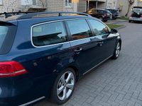 Gebraucht VW Passat 105 PS (77 kW) 2013 Blau Kombi