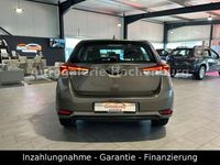 Gebraucht Toyota Auris Cool 99 PS (72 kW) 2016 Grau Limousine