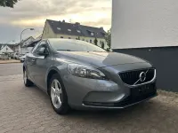 Gebraucht Volvo V40 Kinetic 122 PS (89 kW) 2017 Grau Limousine