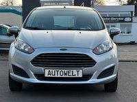 Gebraucht Ford Fiesta Trend 101 PS (74 kW) 2014 Silber Kleinwagen