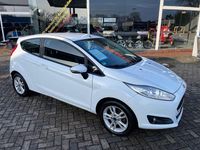 Gebraucht Ford Fiesta Celebration 101 PS (74 kW) 2017 Weiß