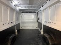 Używany Maxus V90 148 KM (108 kW) 2023 Biały Van