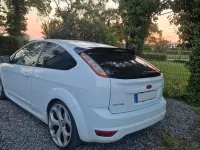 Gebraucht Ford Focus ST 101 PS (74 kW) 2010 Weiß Limousine
