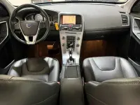 Second-hand Volvo XC60 Summum 190 CP (139 kW) 2017 Albastru SUV