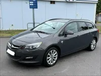 Gebraucht Opel Astra 140 PS (102 kW) 2013 Grau Kombi