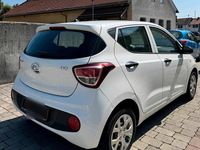 Gebraucht Hyundai i10 2017 Weiß Kleinwagen