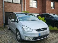 Używany Ford Galaxy 140 KM (102 kW) 2006 Srebrny Minivan