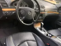 Używany Mercedes E320 204 KM (150 kW) 2005 Szary Sedan/Limuzyna