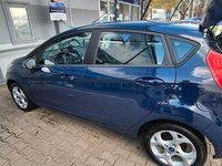 Gebraucht Ford Fiesta 60 PS (44 kW) 2009 Blau Kleinwagen