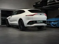 Gebraucht Aston Martin DBX 551 PS (405 kW) 2022 Weiß SUV