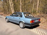 Brugt BMW 320 129 HK (94 kW) 1990 Blå Sedan