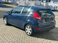 Gebraucht Ford Fiesta Champions Edition 60 PS (44 kW) 2012 Blau Limousine