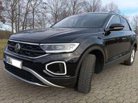 Gebraucht VW T-Roc Move 150 PS (110 kW) 2023 Schwarz SUV