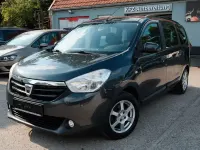 Gebraucht Dacia Lodgy Lauréate 107 PS (78 kW) 2012 Silber Van / Kleinbus