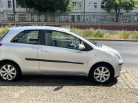 Gebraucht Toyota Yaris 87 PS (63 kW) 2007 Silber Kleinwagen