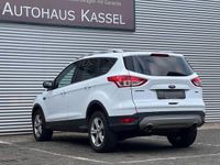 Gebraucht Ford Kuga Titanium 182 PS (133 kW) 2015 Weiß SUV