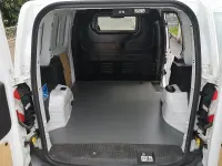 Gebraucht Ford Courier 101 PS (74 kW) 2020 Weiß Van / Kleinbus