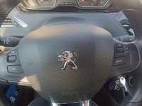 Second-hand Peugeot 2008 Active 82 CP (60 kW) 2019 Gri SUV