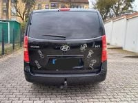 Gebraucht Hyundai H-1 170 PS (125 kW) 2011 Schwarz Van / Kleinbus