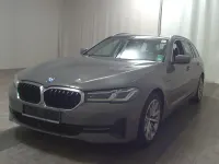 Gebraucht BMW 530e Sport Line 292 PS (214 kW) 2022 Grau Kombi