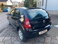 Gebraucht Dacia Sandero 75 PS (55 kW) 2012 Perlmuttschwarz Kleinwagen