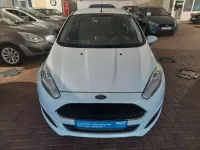 Gebraucht Ford Fiesta 95 PS (69 kW) 2016 Weiß Kleinwagen