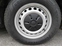 Neu VW T7 100 kW (136 PS) 2026 Stone grey Van