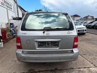 Gebraucht Kia Carnival EX 144 PS (105 kW) 2004 Cool silver Van / Kleinbus