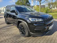 Usado Jeep Compass Night Eagle 131 HP (96 kW) 2022 Preto SUV