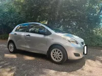 Gebraucht Toyota Yaris 101 PS (74 kW) 2011 Silber Kleinwagen