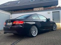 Gebraucht BMW 325 M Sport 265 PS (194 kW) 2008 Schwarz Coupé