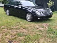 Gebraucht Mercedes E220 150 PS (110 kW) 2004 Schwarz Kombi