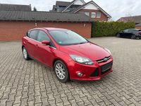 Gebraucht Ford Focus Titanium 116 PS (85 kW) 2011 Rot Limousine