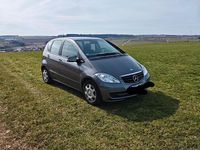 Gebraucht Mercedes A160 95 PS (69 kW) 2012 Grau Van / Kleinbus