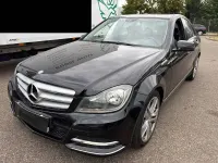 Gebraucht Mercedes C250 Avantgarde 204 PS (150 kW) 2012 Obsidianschwarz  metalliclack Limousine